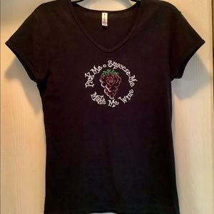 Chris’s Stuff  Tee shirt black shirt sleeve with stones L 🍷 wine theme b